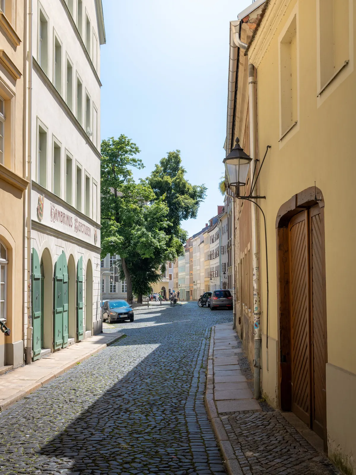 Ruhige Kopfsteinpflasterstraße in der Görlitzer Altstadt