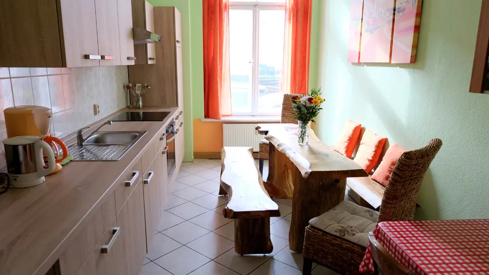 Wohnung 2: Ihr Familienzuhause im Hochparterre.